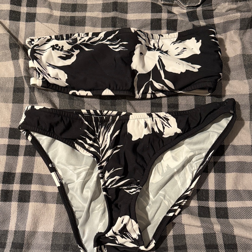 Venus Bikini